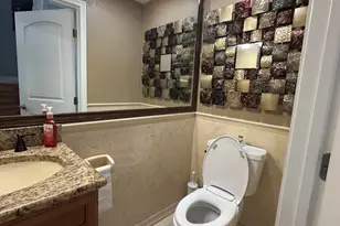 8 Elton Pl, Boynton Beach, FL 33426 - Photo 13