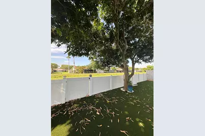 8 Elton Place, Boynton Beach, FL 33426 - Photo 25