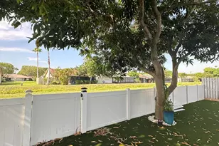 8 Elton Pl, Boynton Beach, FL 33426 - Photo 25
