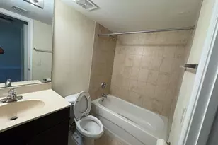6235 SW 47th Manor, Davie, FL 33314 - Photo 5