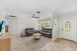 3017 SE Orchid St, Stuart, FL 34997 - Photo 7