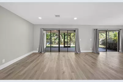 1202 Essex Drive, Wellington, FL 33414 - Photo 9