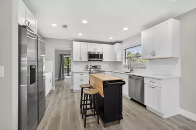 1202 Essex Drive, Wellington, FL 33414 - Photo 13