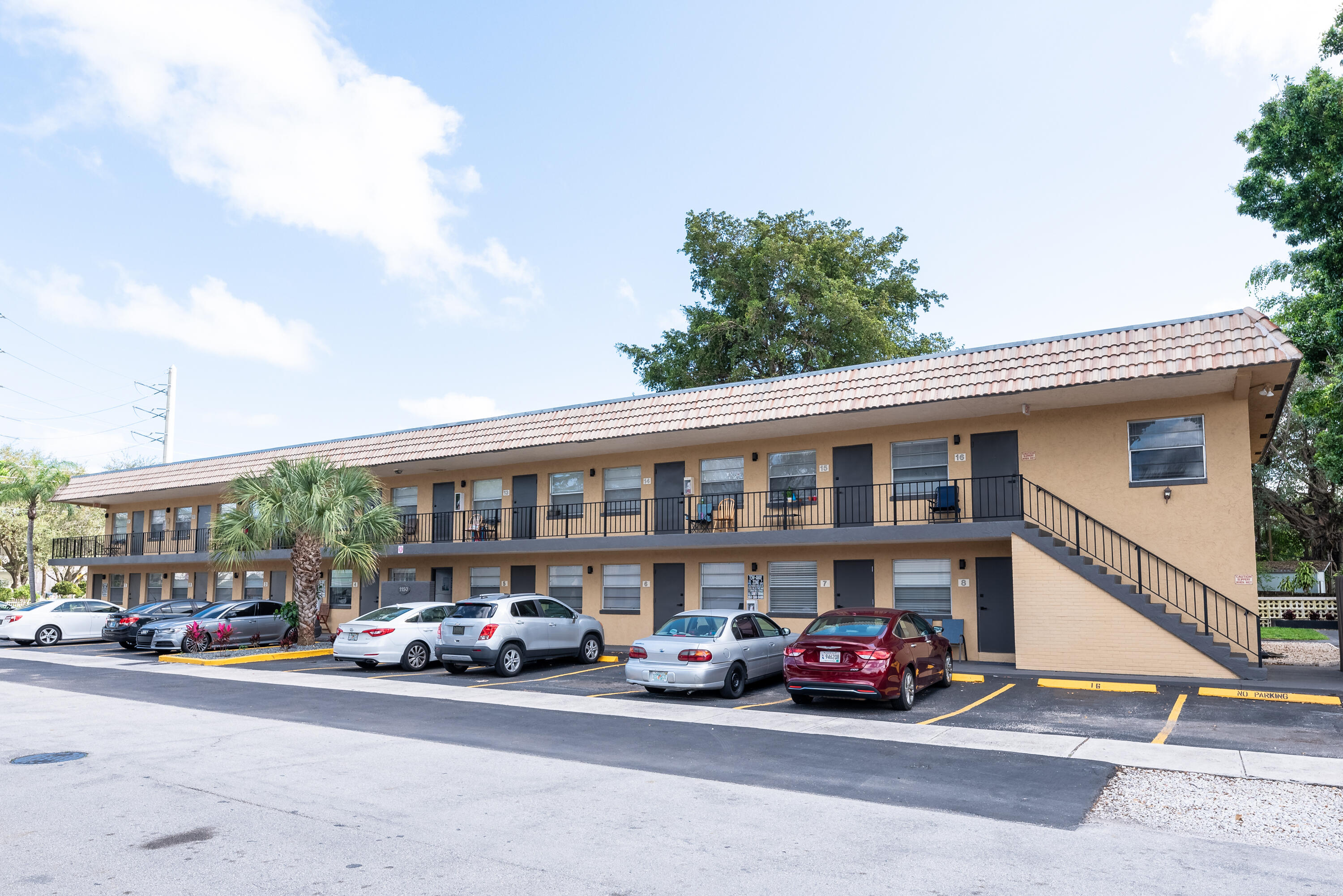 1150 NE 17th Ct #15 - 1150 NE 17th Ct #15, Fort Lauderdale, FL 33305 Luxury Property | Jose Angel Pina