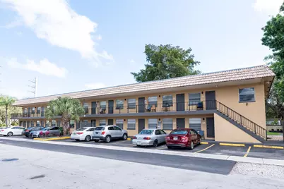 1150 NE 17th Court #15, Fort Lauderdale, FL 33305 - Photo 1