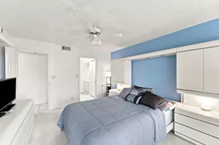 7254 Fairfax Dr, Tamarac, FL 33321 - Photo 11