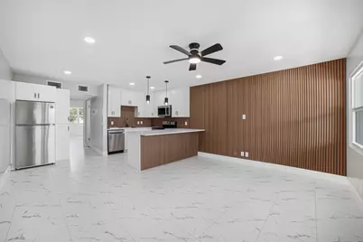 350 Farnham Q #350, Deerfield Beach, FL 33442 - Photo 1