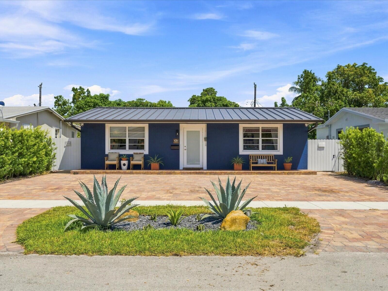 363 E 62nd St - 363 E 62nd St, Hialeah, FL 33013 Luxury Property | Jose Angel Pina