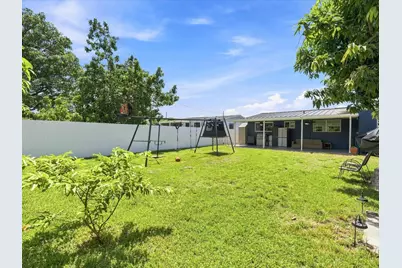 363 E 62nd Street, Hialeah, FL 33013 - Photo 13