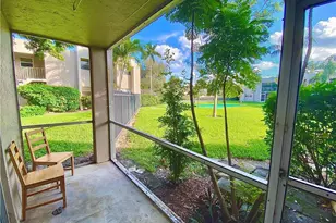 8506 Old Country Manor, Davie, FL 33328 - Photo 7