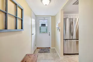 2950 SE Ocean Blvd, Stuart, FL 34996 - Photo 5