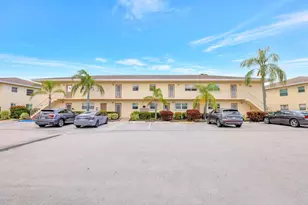 2950 SE Ocean Blvd, Stuart, FL 34996 - Photo 3