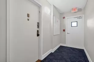 2500 NE 135th St, North Miami, FL 33181 - Photo 3