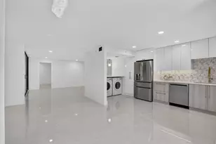 7847 Lakeside Blvd, Boca Raton, FL 33434 - Photo 9
