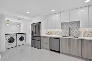 7847 Lakeside Blvd, Boca Raton, FL 33434 - Photo 15
