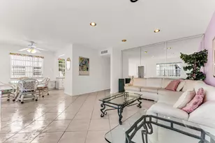 572 Flanders L, Delray Beach, FL 33484 - Photo 15