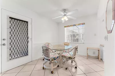 572 Flanders L #572, Delray Beach, FL 33484 - Photo 9
