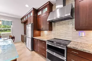 8275 Triana Point Avenue, Boynton Beach, FL 33473 - Photo 11