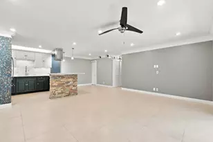 3017 N Oakland Forest Dr, Oakland Park, FL 33309 - Photo 9