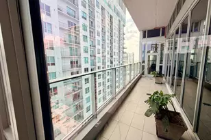 227 NE 2nd St, Miami, FL 33132 - Photo 33