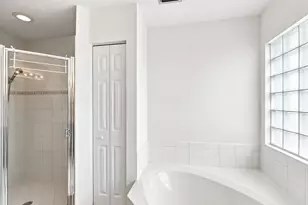6060 Azalea Cir, West Palm Beach, FL 33415 - Photo 13