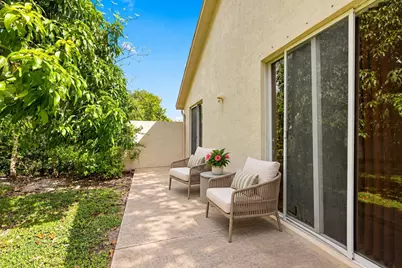 6060 Azalea Circle, West Palm Beach, FL 33415 - Photo 21