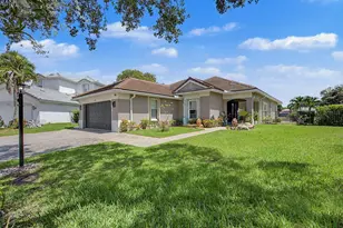 6272 NW 108th Way, Parkland, FL 33076 - Photo 13