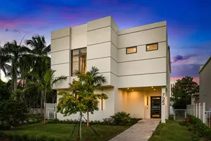 725 SE 4th Ave, Delray Beach, FL 33483 - Photo 1