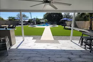 270 NW 36th St, Boca Raton, FL 33431 - Photo 19