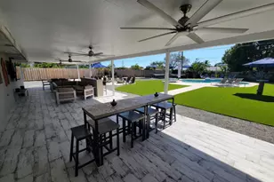 270 NW 36th St, Boca Raton, FL 33431 - Photo 23