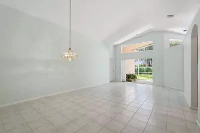 208 Jones Creek Drive, Jupiter, FL 33458 - Photo 7