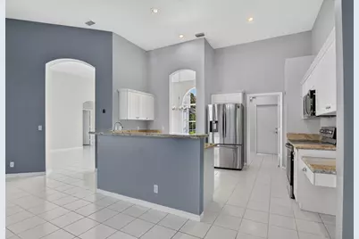 10031 Lexington Estates Boulevard, Boca Raton, FL 33428 - Photo 11