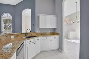 10031 Lexington Estates Blvd, Boca Raton, FL 33428 - Photo 7