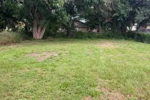 522 N 15th St, Fort Pierce, FL 34950 - Photo 9