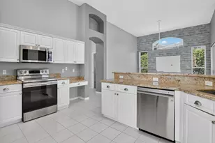 10031 Lexington Estates Blvd, Boca Raton, FL 33428 - Photo 13