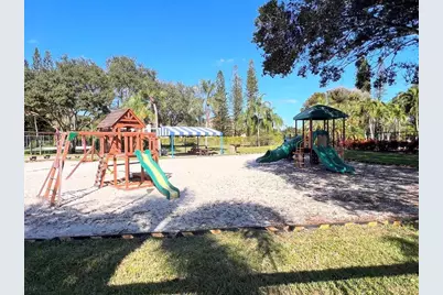 3721 Cocoplum Circle, Coconut Creek, FL 33063 - Photo 31
