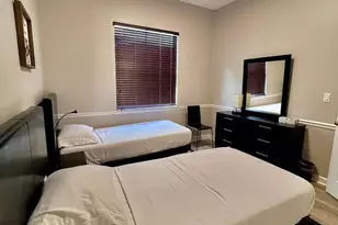 8874 NW 182nd St, Hialeah, FL 33018 - Photo 9