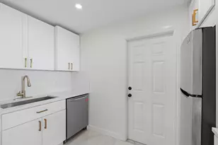 426 48th St, West Palm Beach, FL 33407 - Photo 7