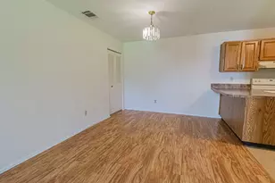1566 SE Dewberry Ct, Port Saint Lucie, FL 34952 - Photo 5