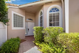 23444 Alzira Cir, Boca Raton, FL 33433 - Photo 3