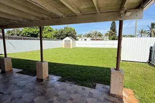 302 Walker Ave, Greenacres, FL 33463 - Photo 5