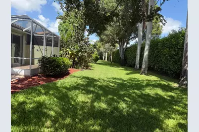 10664 Royal Caribbean Circle, Boynton Beach, FL 33437 - Photo 3