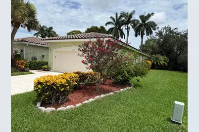 10664 Royal Caribbean Circle, Boynton Beach, FL 33437 - Photo 25