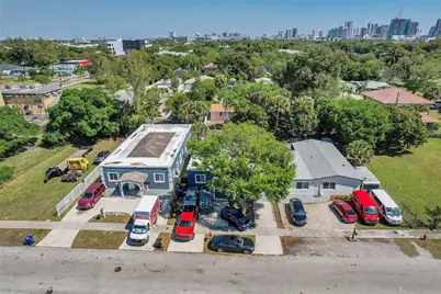 526 NW 15th Way, Fort Lauderdale, FL 33311 - Photo 45