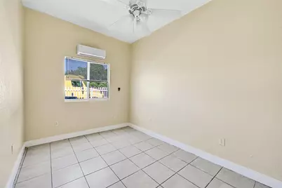 526 NW 15th Way, Fort Lauderdale, FL 33311 - Photo 7