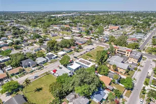 526 NW 15th Way, Fort Lauderdale, FL 33311 - Photo 39