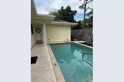 13174 Eastpointe Way, Palm Beach Gardens, FL 33418 - Photo 1