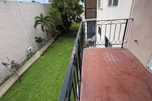 3640 NW 9th St, Miami, FL 33125 - Photo 13