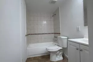 3640 NW 9th St, Miami, FL 33125 - Photo 9