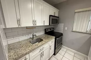 1621 NE 5th St, Fort Lauderdale, FL 33301 - Photo 11